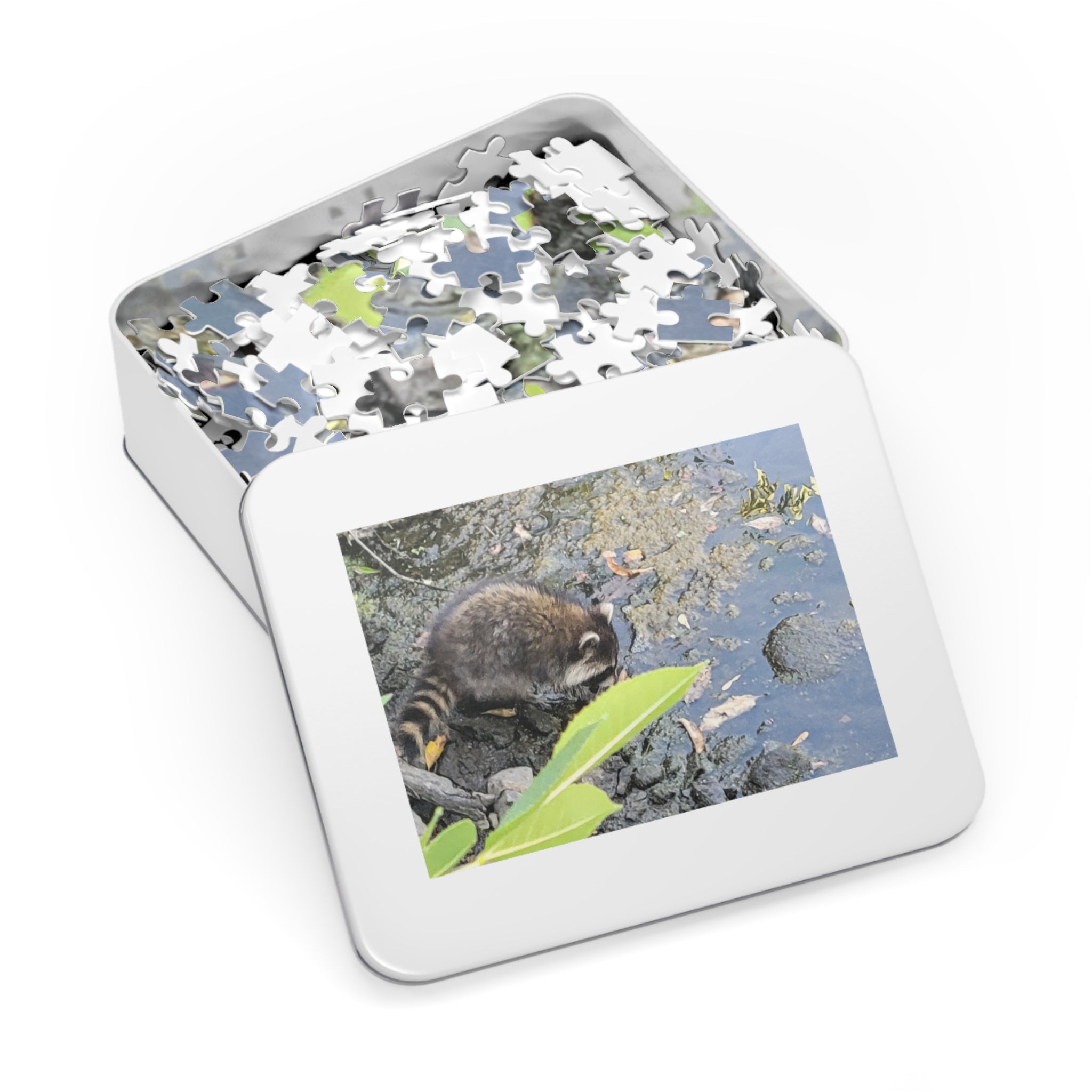 Jigsaw Puzzle with Tin:  Stop for a Quick Drink
