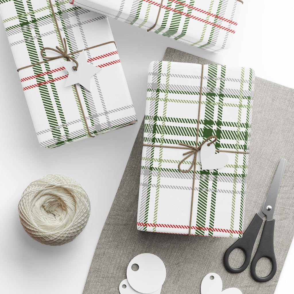 Holiday Gift Wrap: Holly Plaid